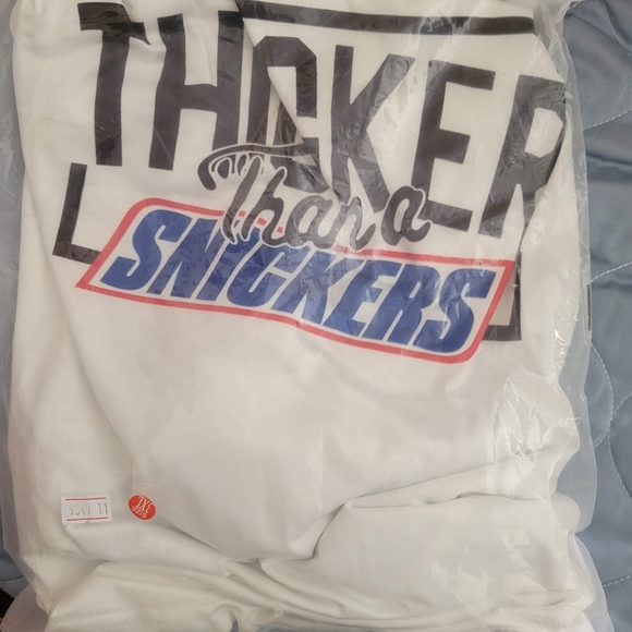 Clothes - Picture 3 of 10